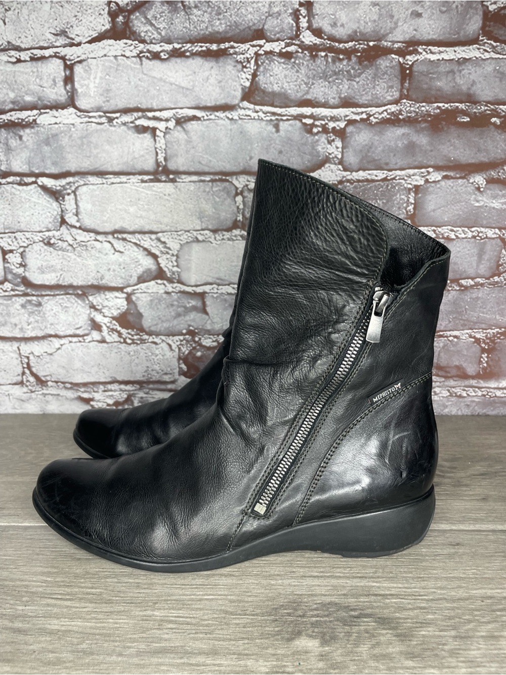 Mephisto Nessia Black Leather Wedge Side Zip Ankle Boots Women Sz 9.5M US/40EU